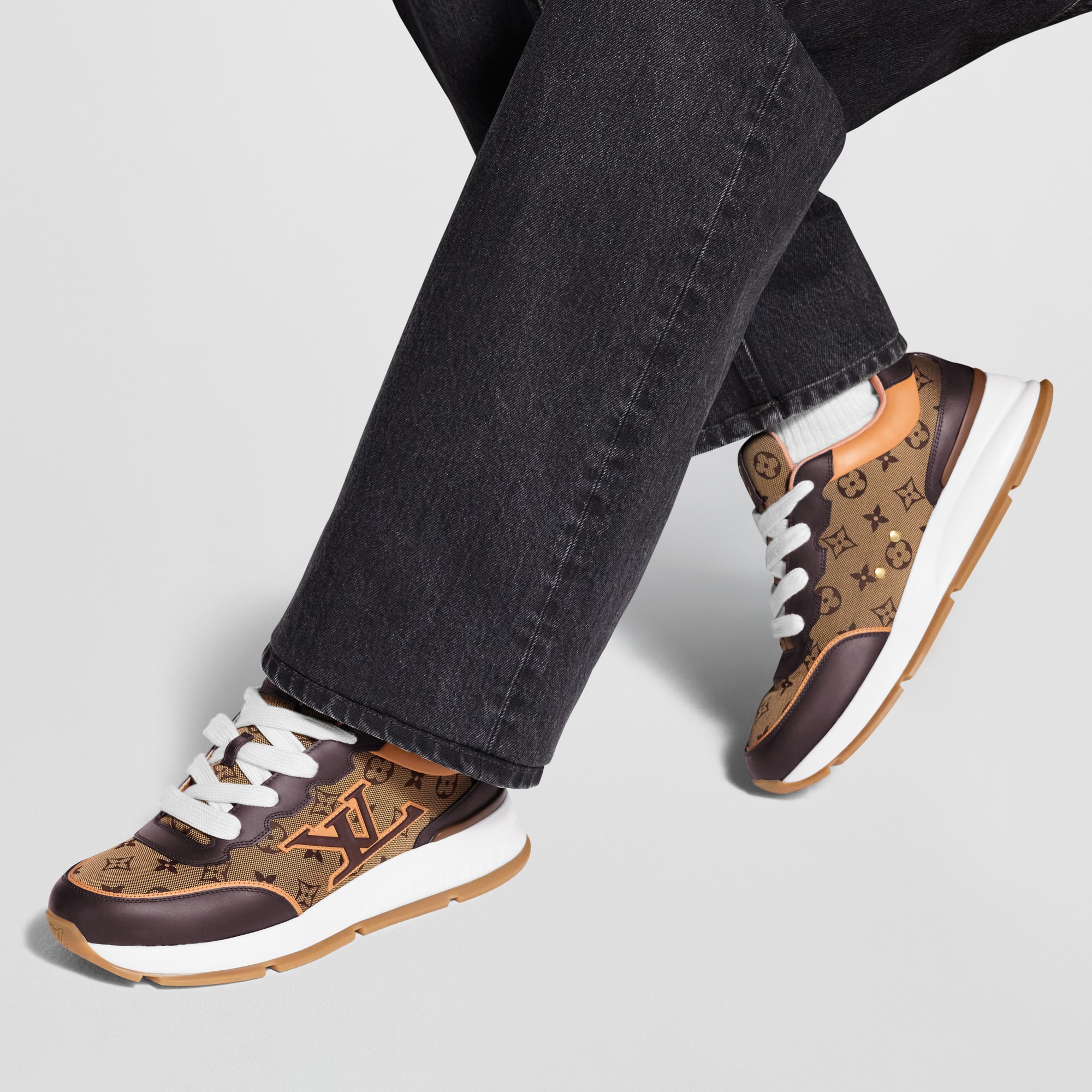 LV Classic Sneaker - Shoes 1AJ715 | LOUIS VUITTON